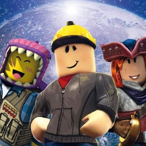 Roblox ganha versão nativa para PS5 após longo período de espera.