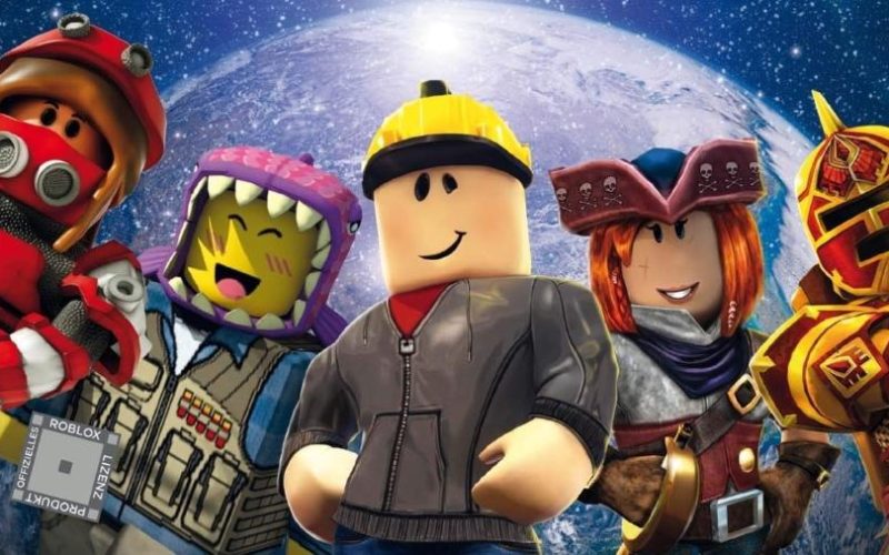 Roblox ganha versão nativa para PS5 após longo período de espera.